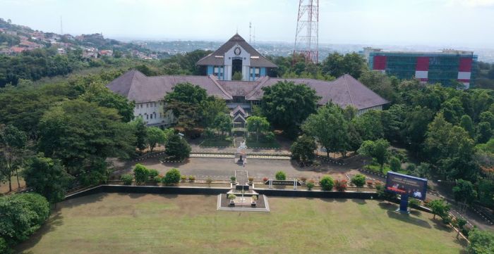 Matkul administrasi bisnis undip